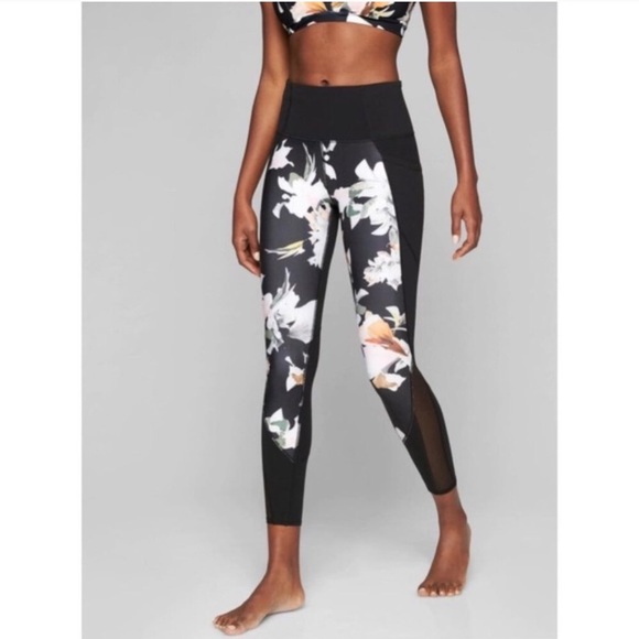 Athleta Pants - Athleta Blossom Intuition Pocket Leggings Size Sm